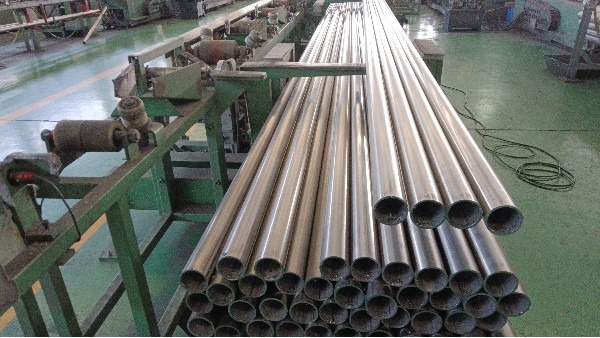 為什么在不銹鋼管焊接的時候需要加氮氣呢？