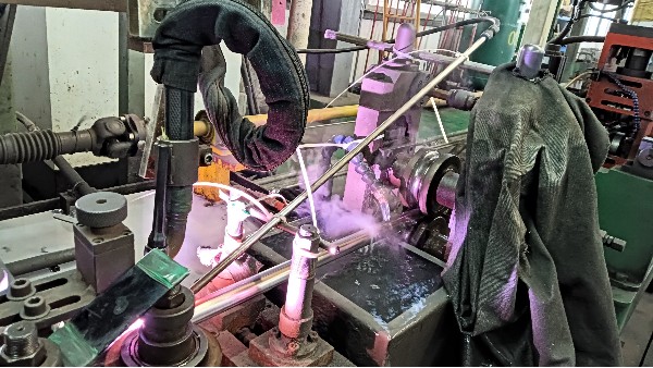 不銹鋼管酸洗鈍化，究竟有何奧秘？